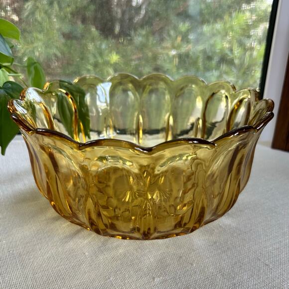 Vintage Amber Glass Serving Bowl – Scalloped Edge with Floral Panel Design - Picture 11 of 11